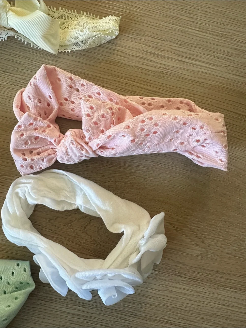 Girls' Mixed Pastel Hair Accessories Set - Pink, Black, Cream, Mint